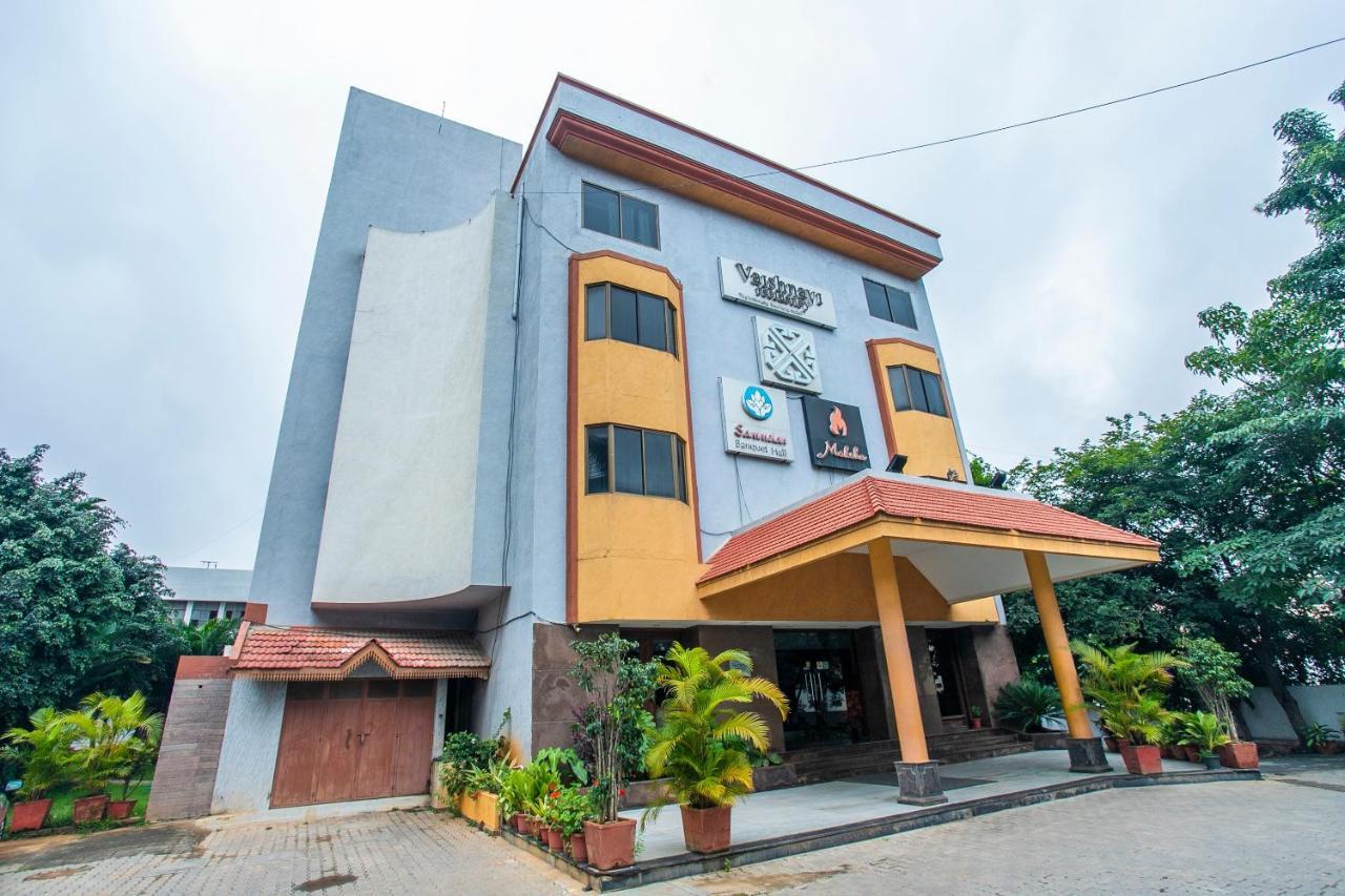 Oyo 18762 Vaishnavi Residency Hotell Bangalore Eksteriør bilde