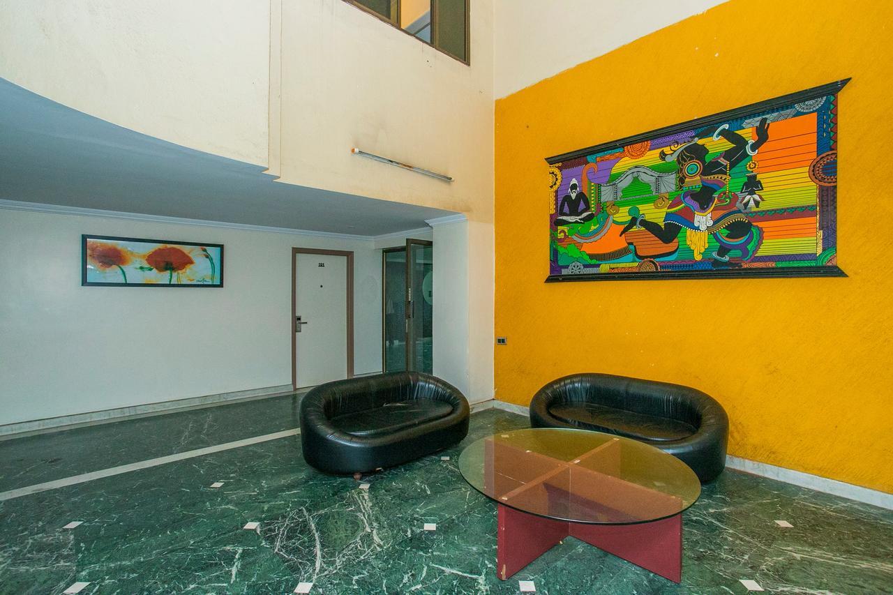 Oyo 18762 Vaishnavi Residency Hotell Bangalore Eksteriør bilde
