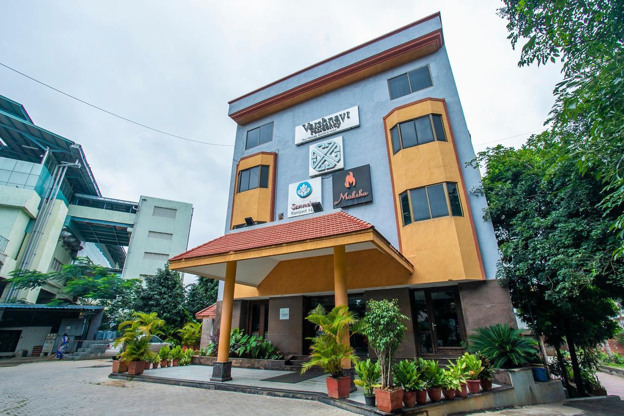 Oyo 18762 Vaishnavi Residency Hotell Bangalore Eksteriør bilde