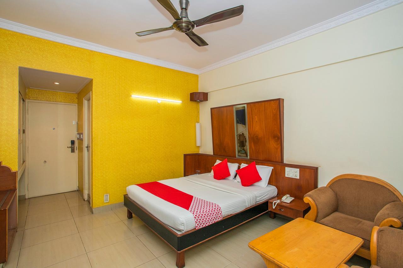 Oyo 18762 Vaishnavi Residency Hotell Bangalore Eksteriør bilde