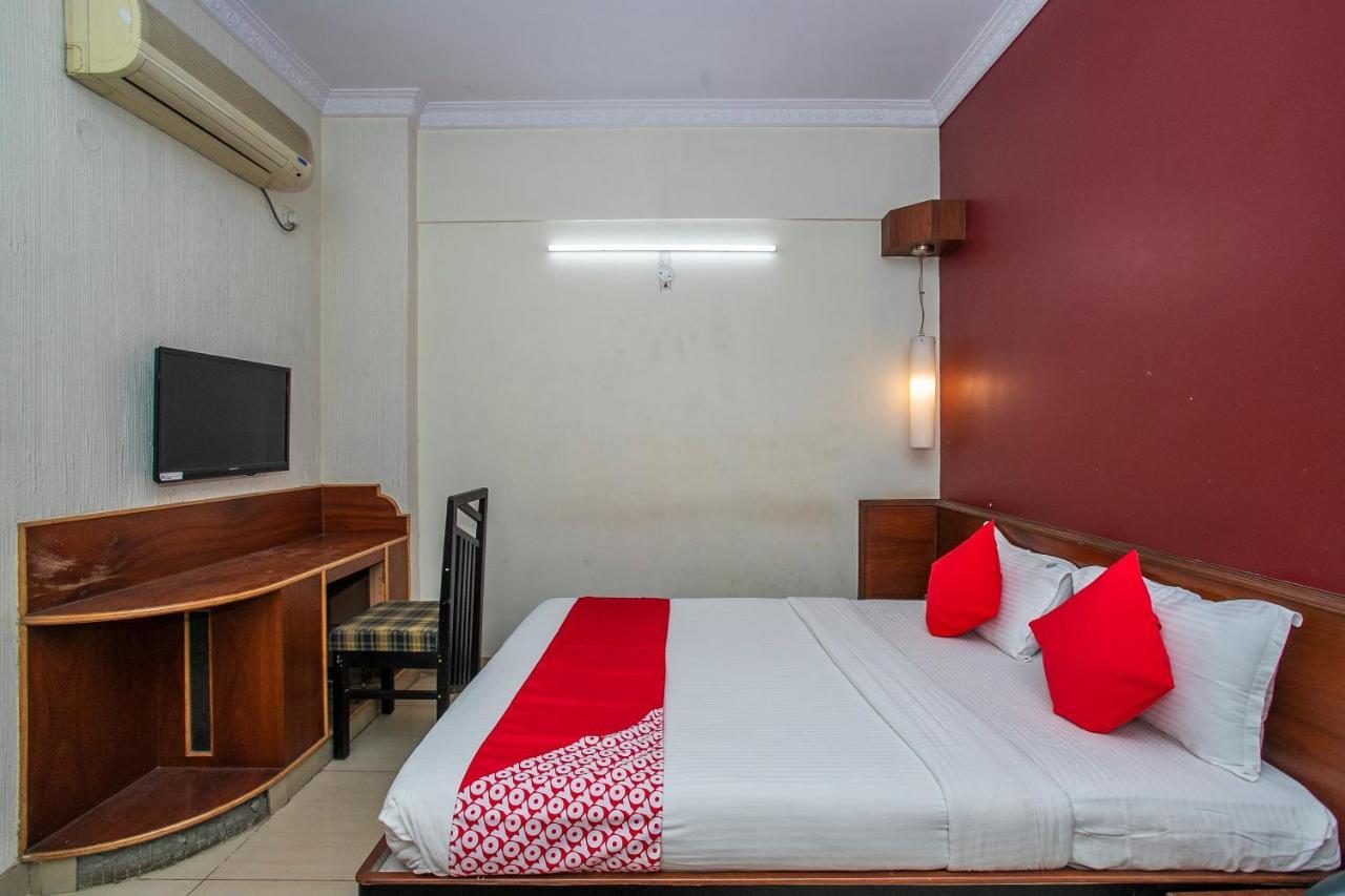 Oyo 18762 Vaishnavi Residency Hotell Bangalore Eksteriør bilde