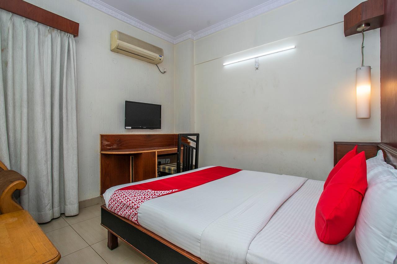 Oyo 18762 Vaishnavi Residency Hotell Bangalore Eksteriør bilde
